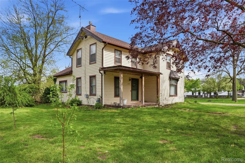 6339 Denton Road Van Buren Charter Township MI 48111