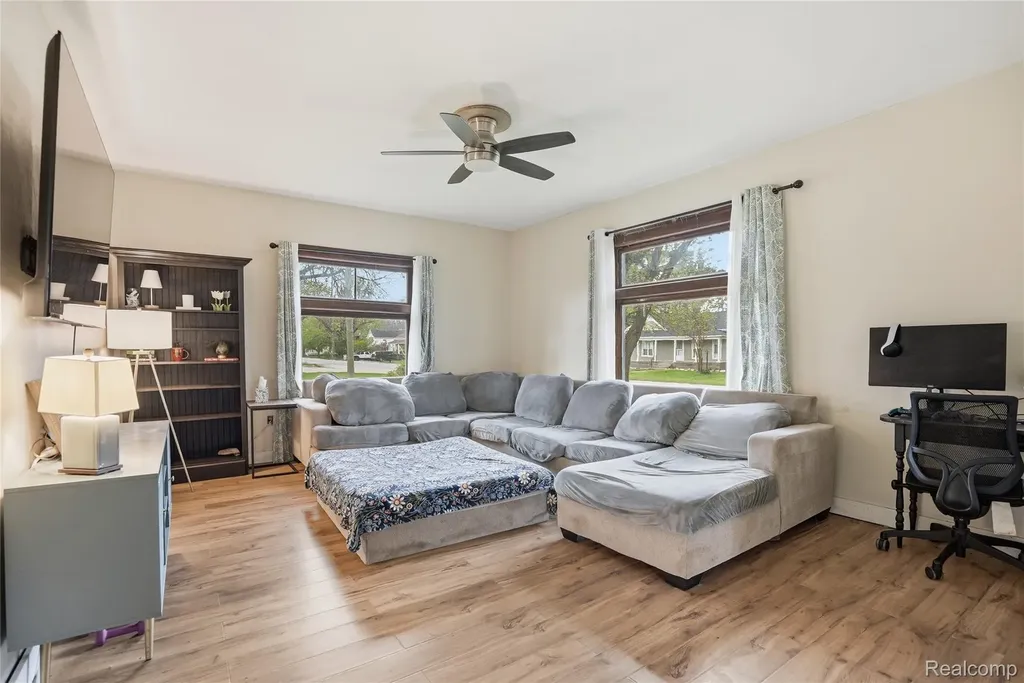 6339 Denton Road Van Buren Charter Township MI 48111