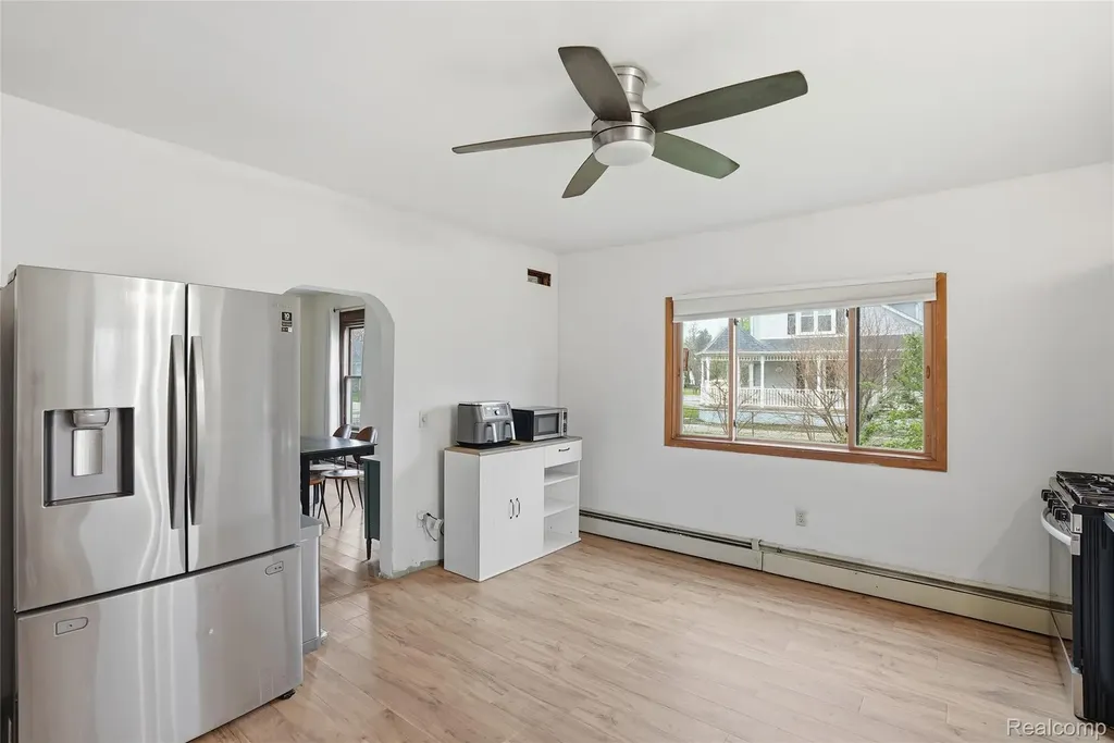 6339 Denton Road Van Buren Charter Township MI 48111