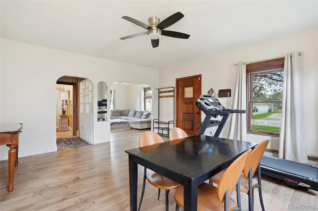 6339 Denton Road Van Buren Charter Township MI 48111