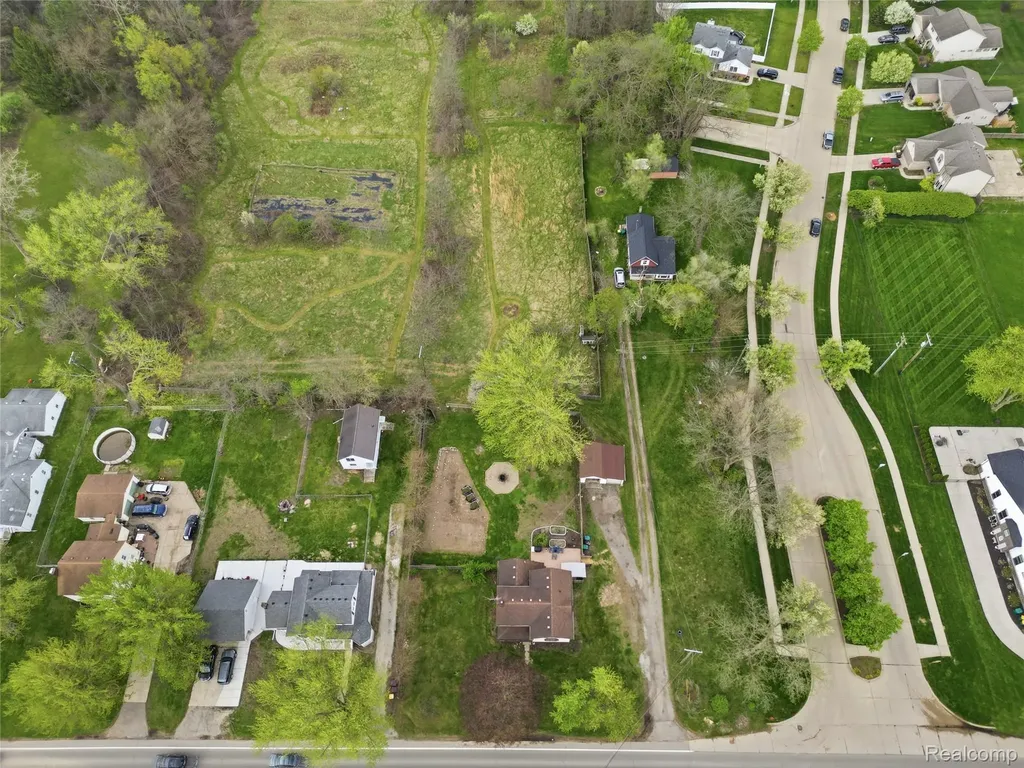 6339 Denton Road Van Buren Charter Township MI 48111