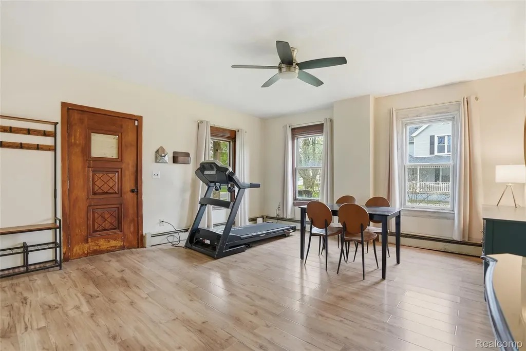 6339 Denton Road Van Buren Charter Township MI 48111