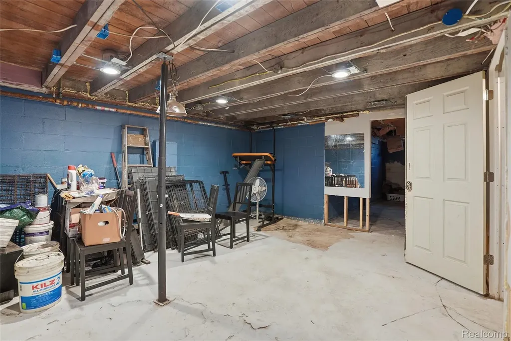 6339 Denton Road Van Buren Charter Township MI 48111