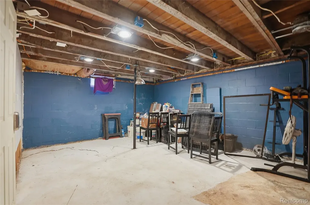 6339 Denton Road Van Buren Charter Township MI 48111