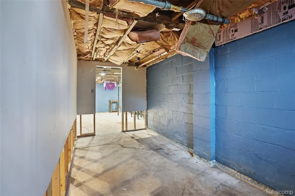 6339 Denton Road Van Buren Charter Township MI 48111