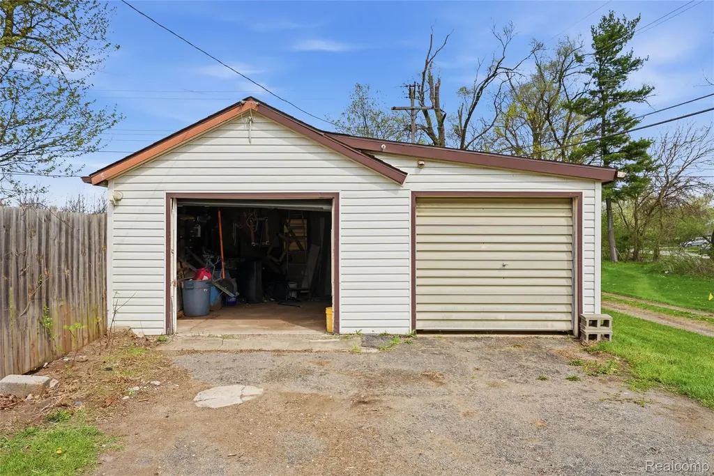 6339 Denton Road Van Buren Charter Township MI 48111