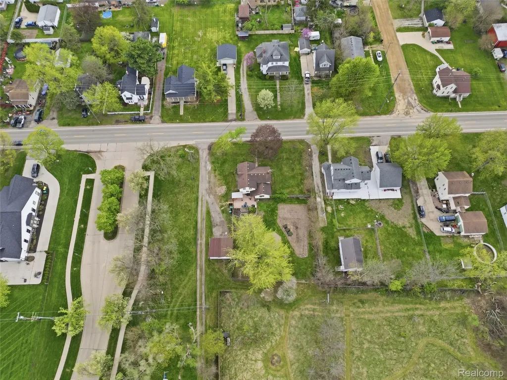 6339 Denton Road Van Buren Charter Township MI 48111