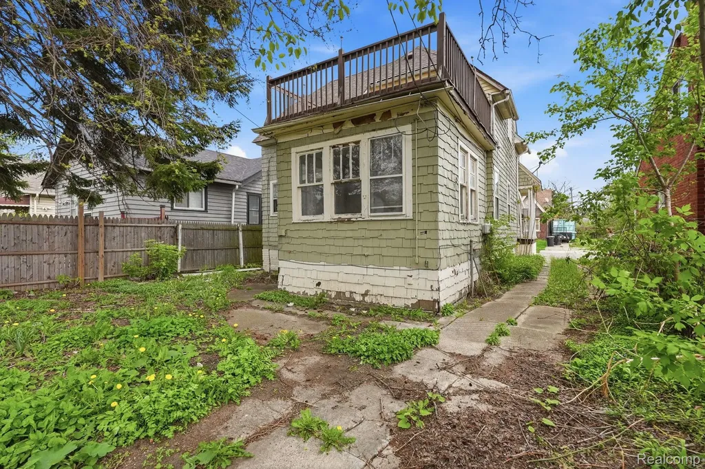 13925 Cherrylawn Street Detroit City MI 48238
