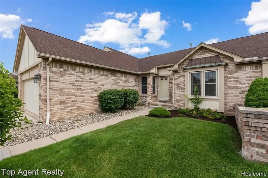 42618 Cassin Way Clinton Charter Township MI 48038