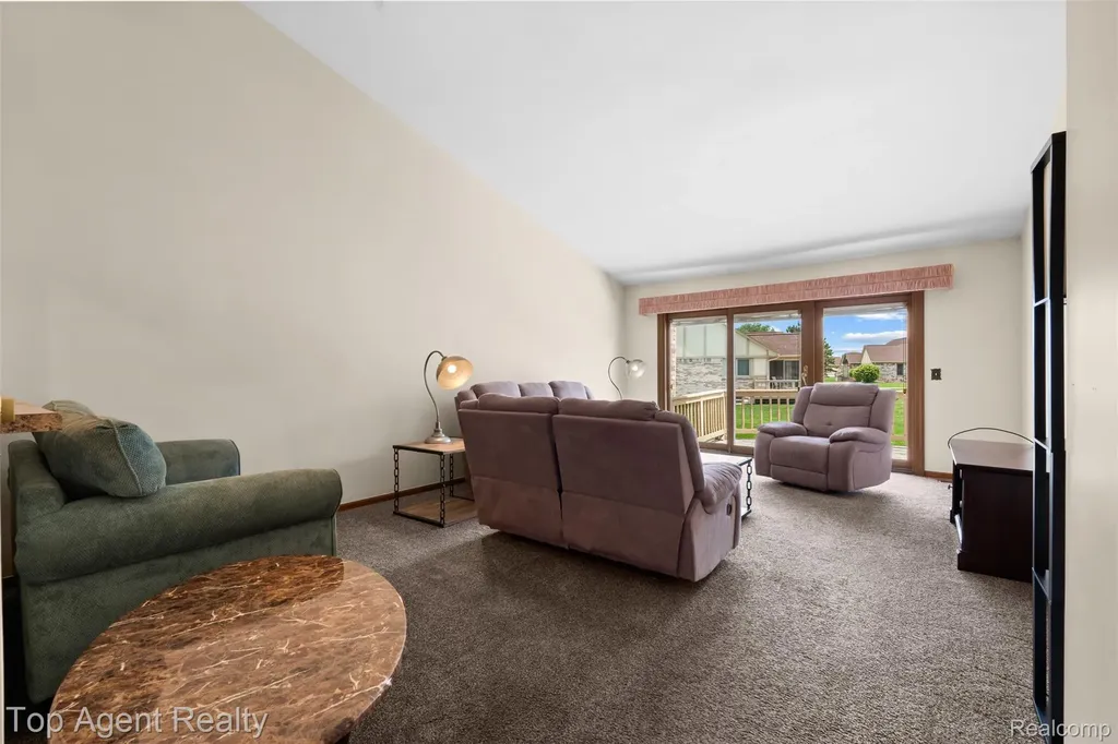 42618 Cassin Way Clinton Charter Township MI 48038