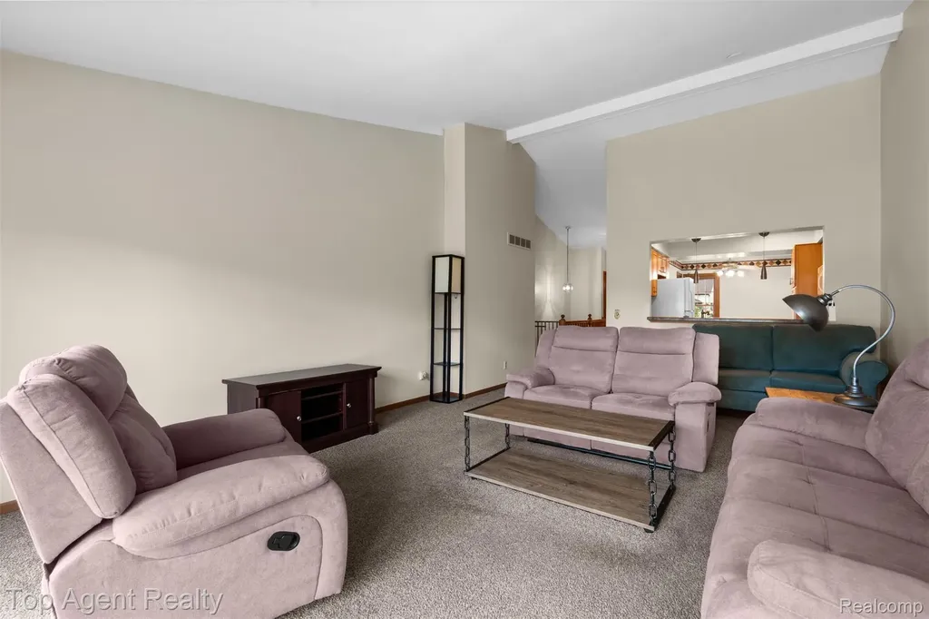 42618 Cassin Way Clinton Charter Township MI 48038
