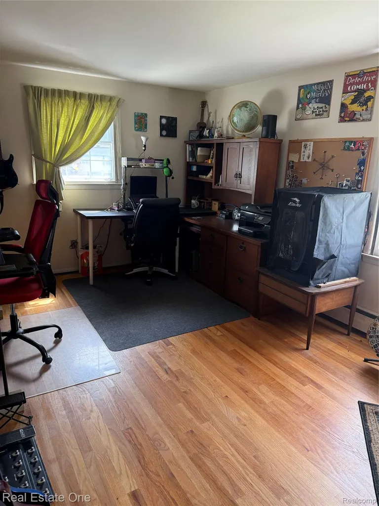 26023 Meadow Drive Franklin Village MI 48025