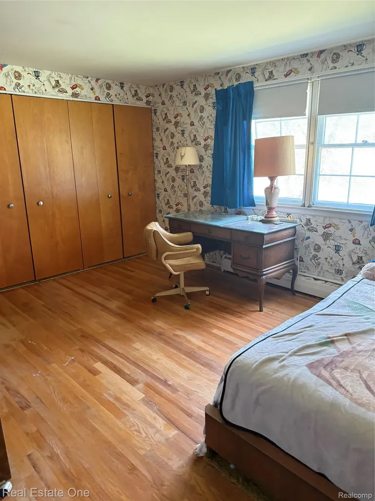 26023 Meadow Drive Franklin Village MI 48025