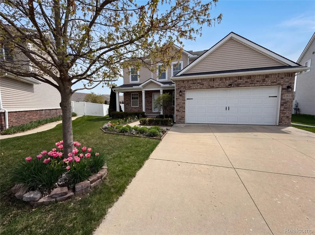 42824 Greystone Drive Sterling Heights City MI 48313