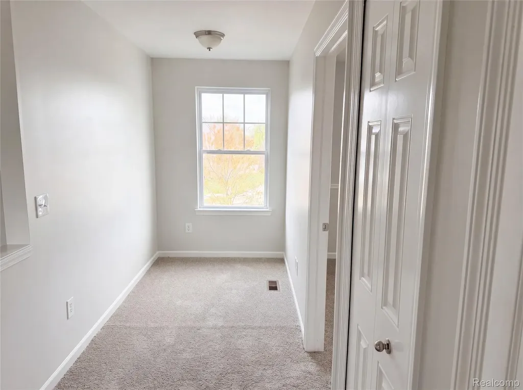 42824 Greystone Drive Sterling Heights City MI 48313