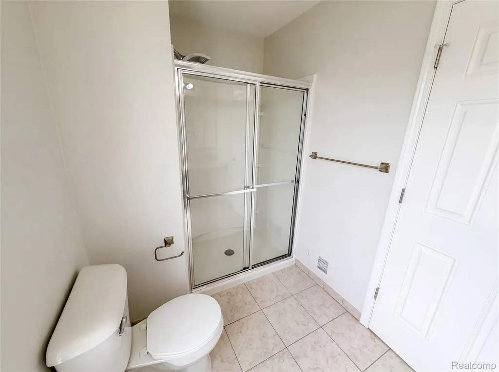 42824 Greystone Drive Sterling Heights City MI 48313