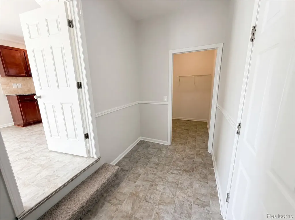 42824 Greystone Drive Sterling Heights City MI 48313