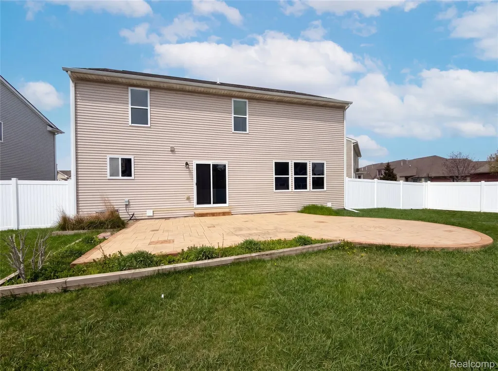 42824 Greystone Drive Sterling Heights City MI 48313