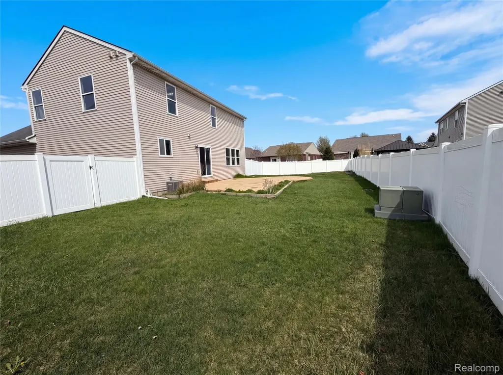 42824 Greystone Drive Sterling Heights City MI 48313