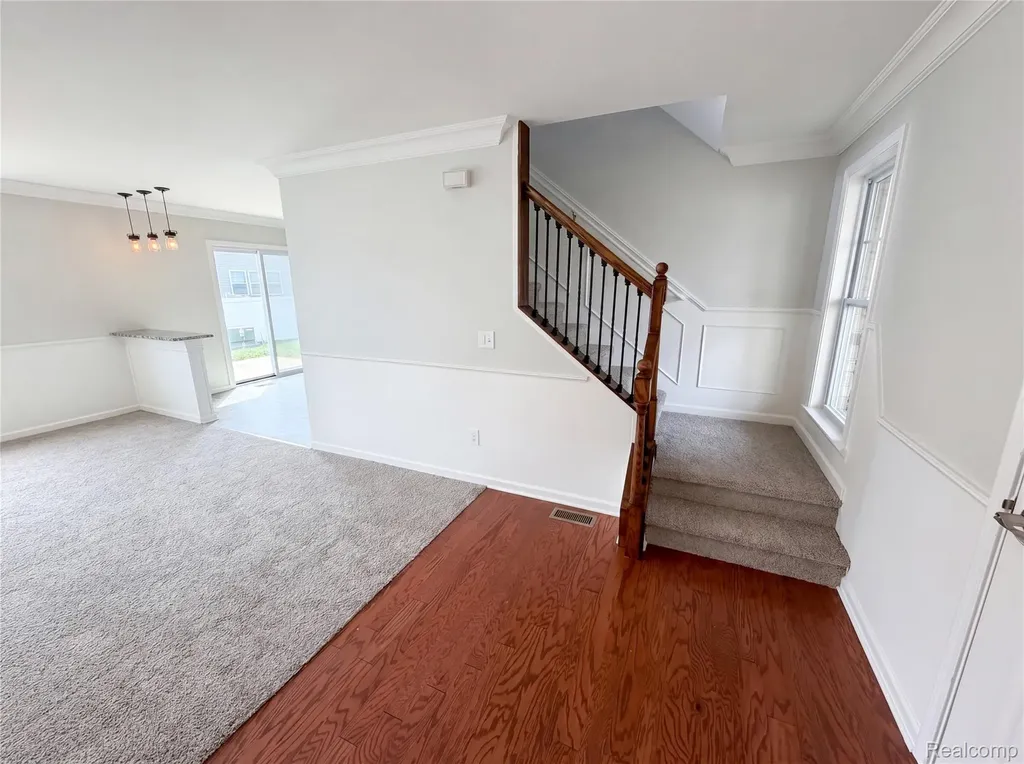 42824 Greystone Drive Sterling Heights City MI 48313