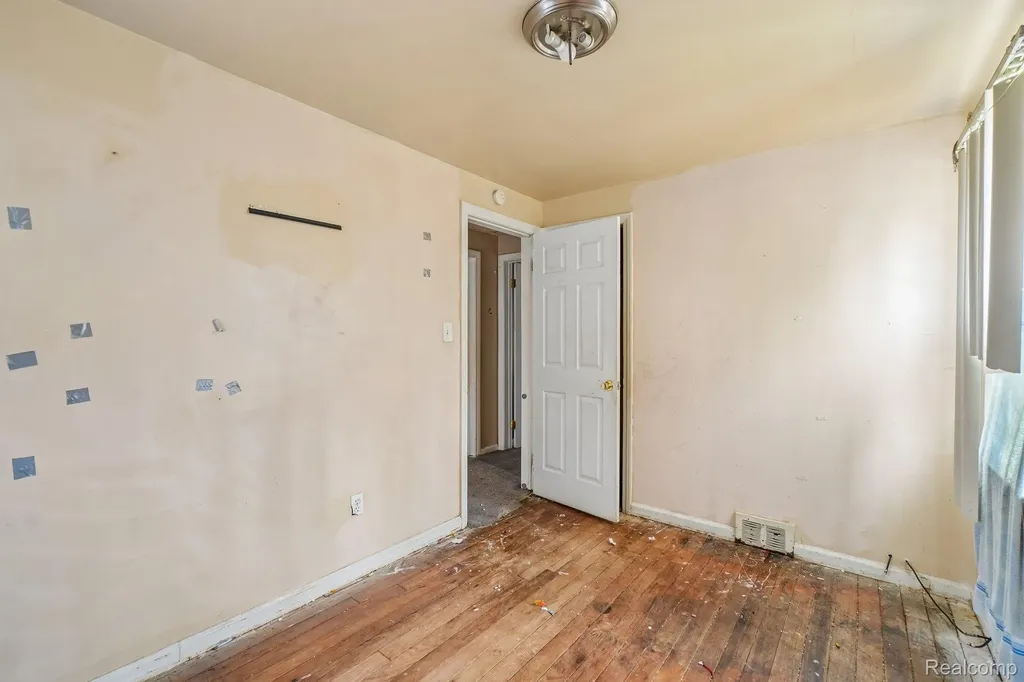 5969 Cadieux Road Detroit City MI 48224