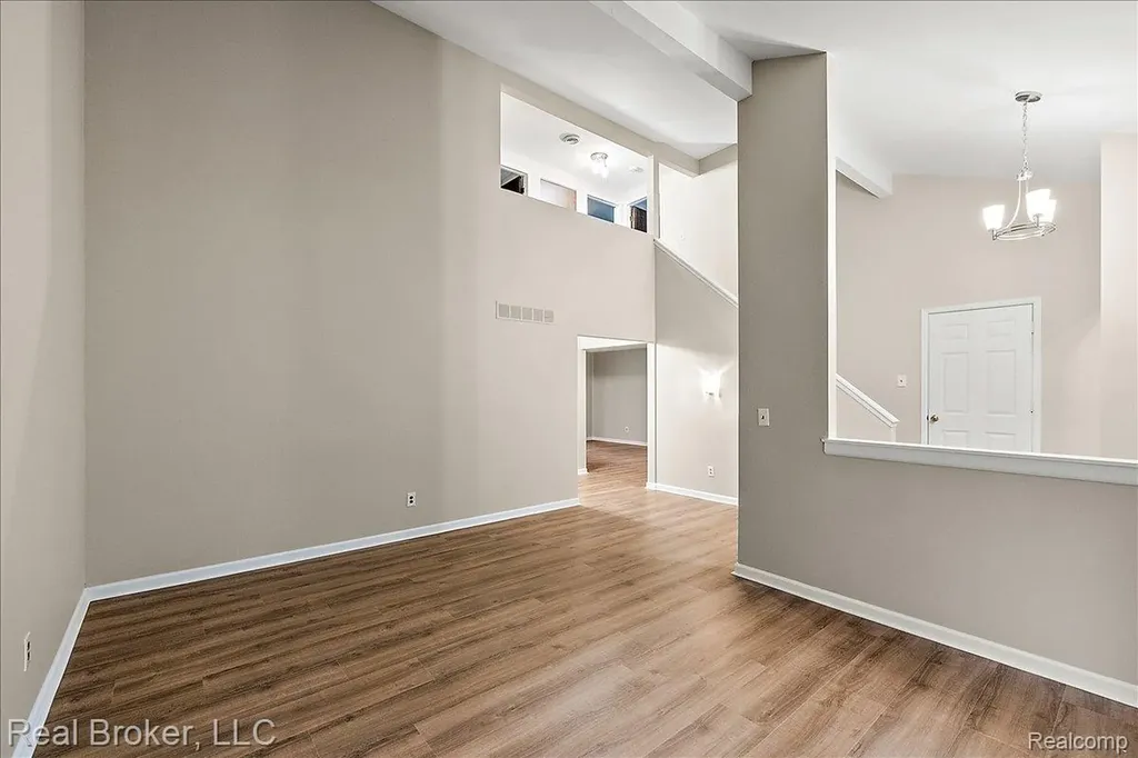 24765 Apple Crest Drive Novi City MI 48375