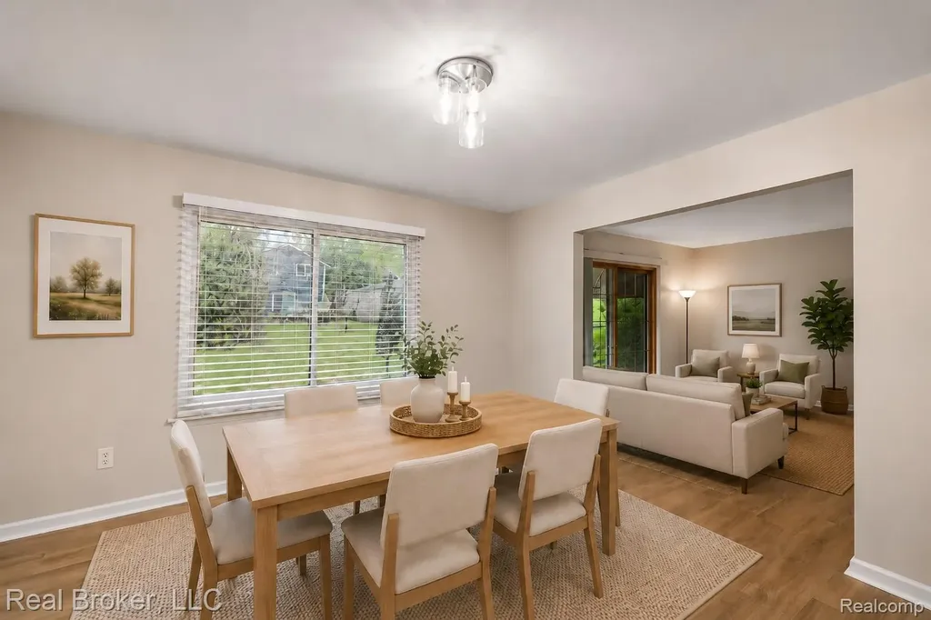 24765 Apple Crest Drive Novi City MI 48375