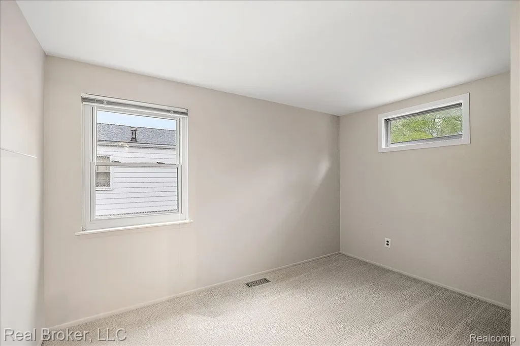 24765 Apple Crest Drive Novi City MI 48375