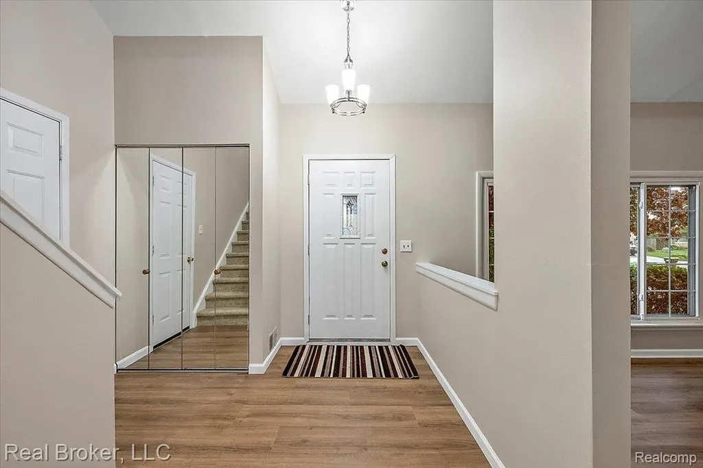 24765 Apple Crest Drive Novi City MI 48375