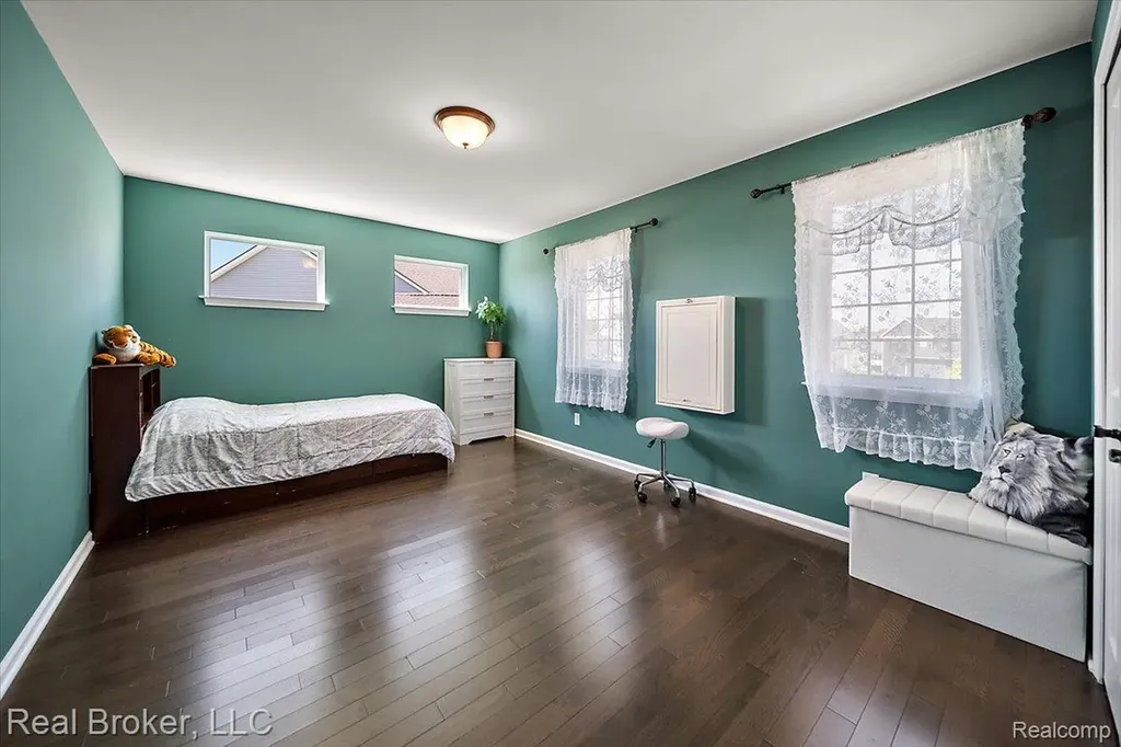 19926 E Breton Court Chelsea City MI 48118