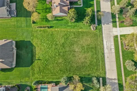23249 Chicory Road Grosse Ile Township MI 48138