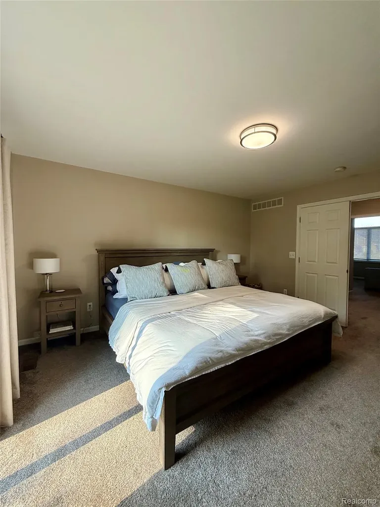 34921 Eberlein Drive Fraser City MI 48026