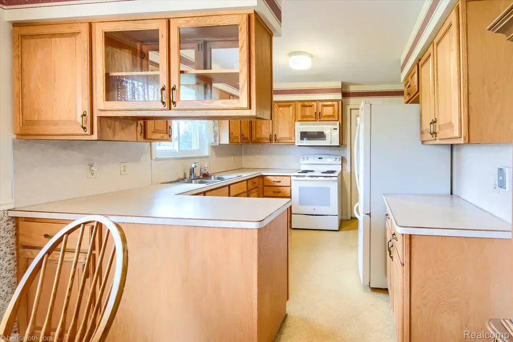 6080 Shattuck Road Saginaw Charter Township MI 48603