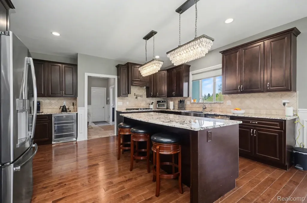 4912 Rosy Drive Leonard Village MI 48367