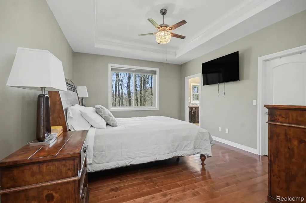 4912 Rosy Drive Leonard Village MI 48367