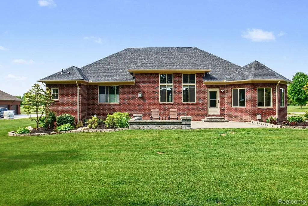 4912 Rosy Drive Leonard Village MI 48367