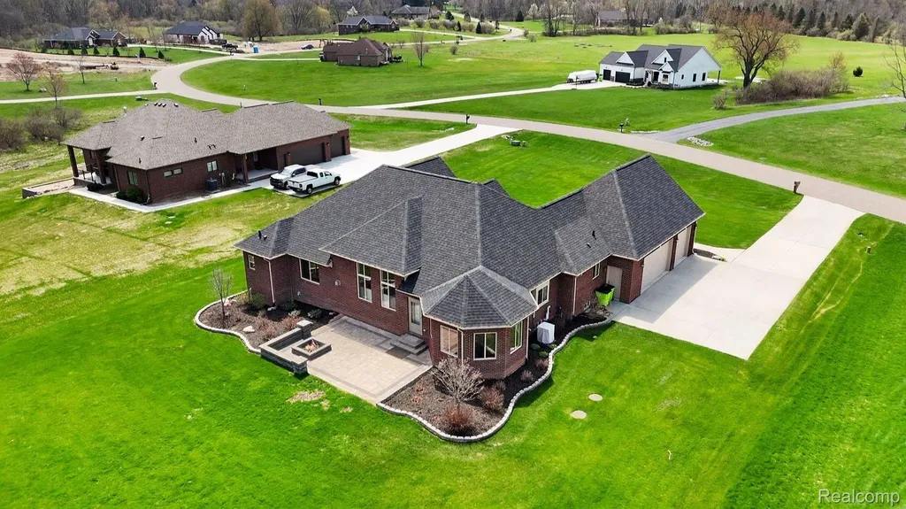 4912 Rosy Drive Leonard Village MI 48367