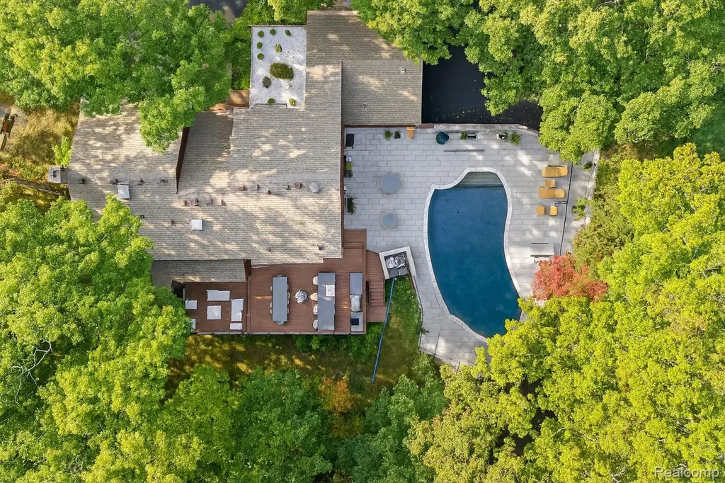 7371 Lindenmere Drive Bloomfield Hills City MI 48301