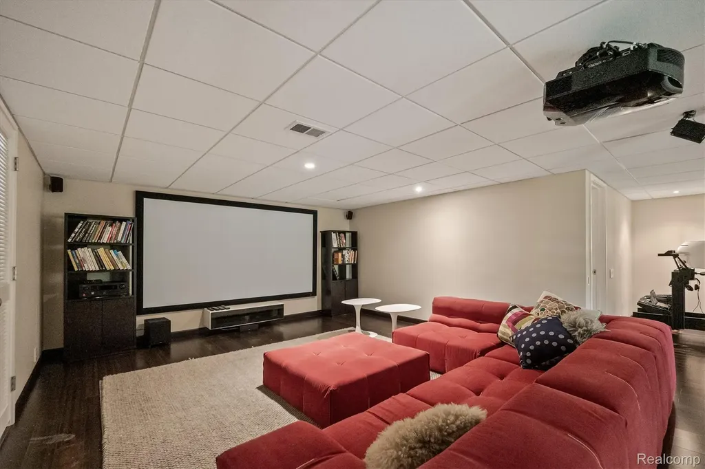 7371 Lindenmere Drive Bloomfield Hills City MI 48301