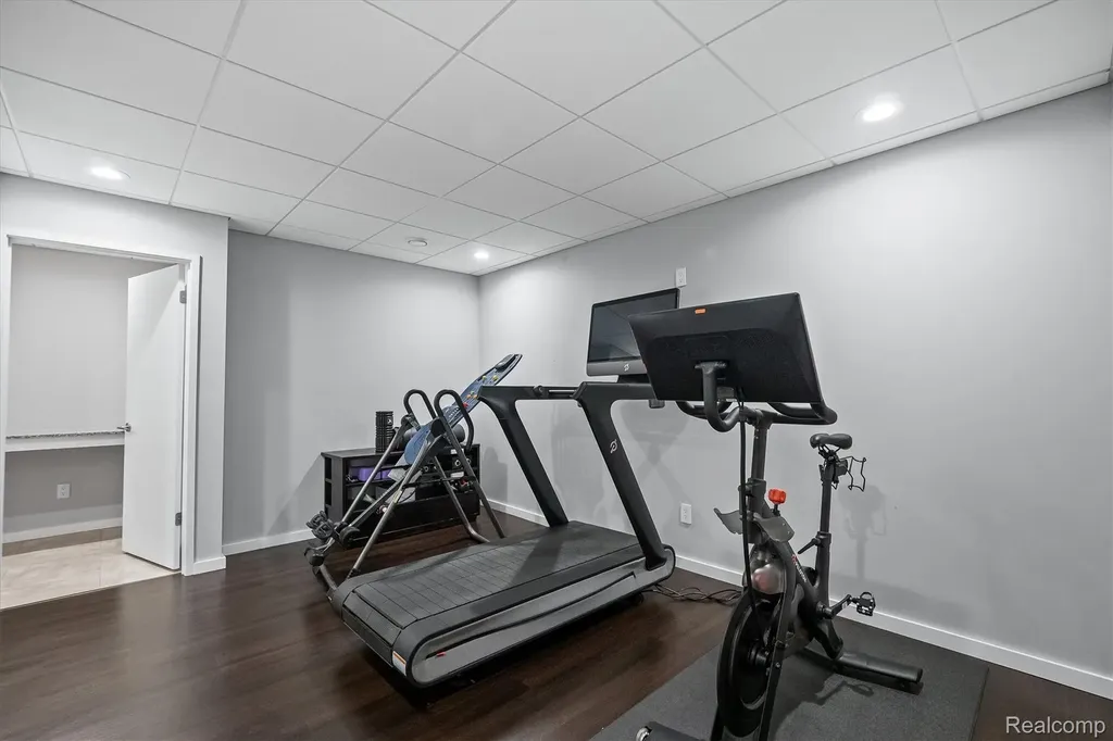 7371 Lindenmere Drive Bloomfield Hills City MI 48301
