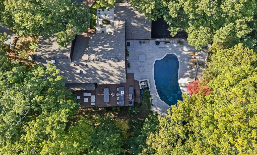7371 Lindenmere Drive Bloomfield Hills City MI 48301