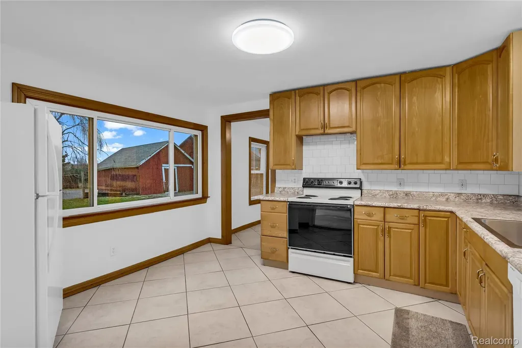 7901 7 Mile Road Salem Township MI 48167