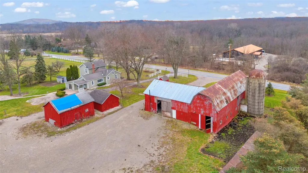 7901 7 Mile Road Salem Township MI 48167