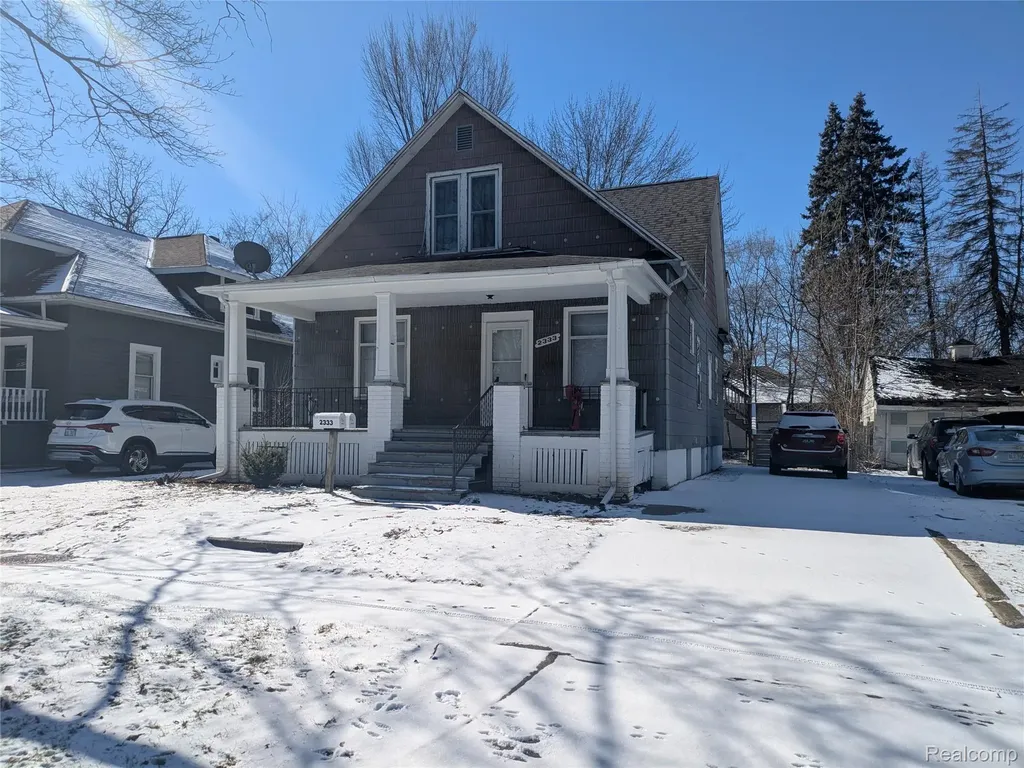 2333 Benjamin Street Saginaw City MI 48602