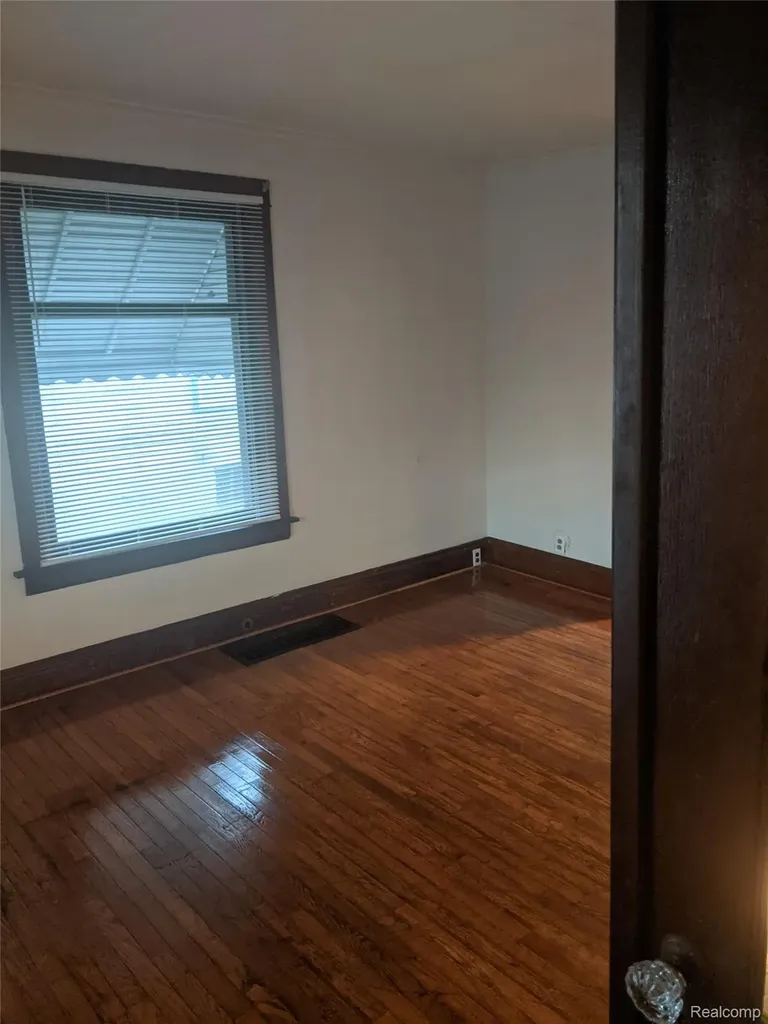 2333 Benjamin Street Saginaw City MI 48602