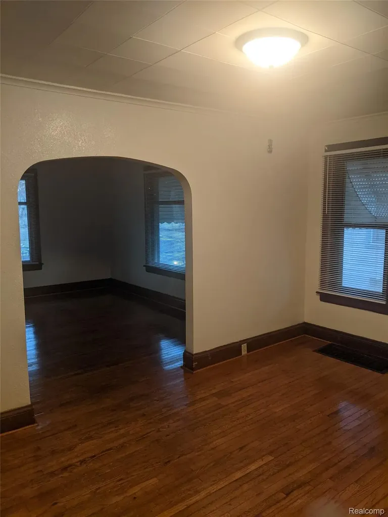 2333 Benjamin Street Saginaw City MI 48602