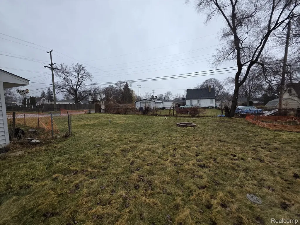 1842 Lathers Street Garden City City MI 48135