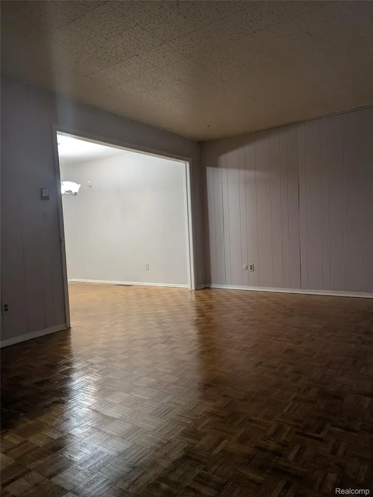 1939 Laurel Oak Dr Laurel Oak Drive Flint City MI 48507