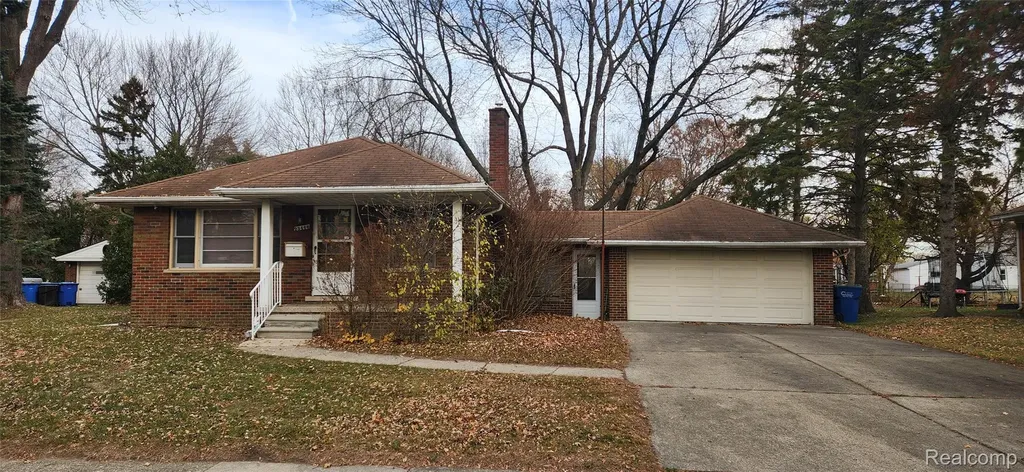 23466 Audrey Avenue Warren City MI 48091