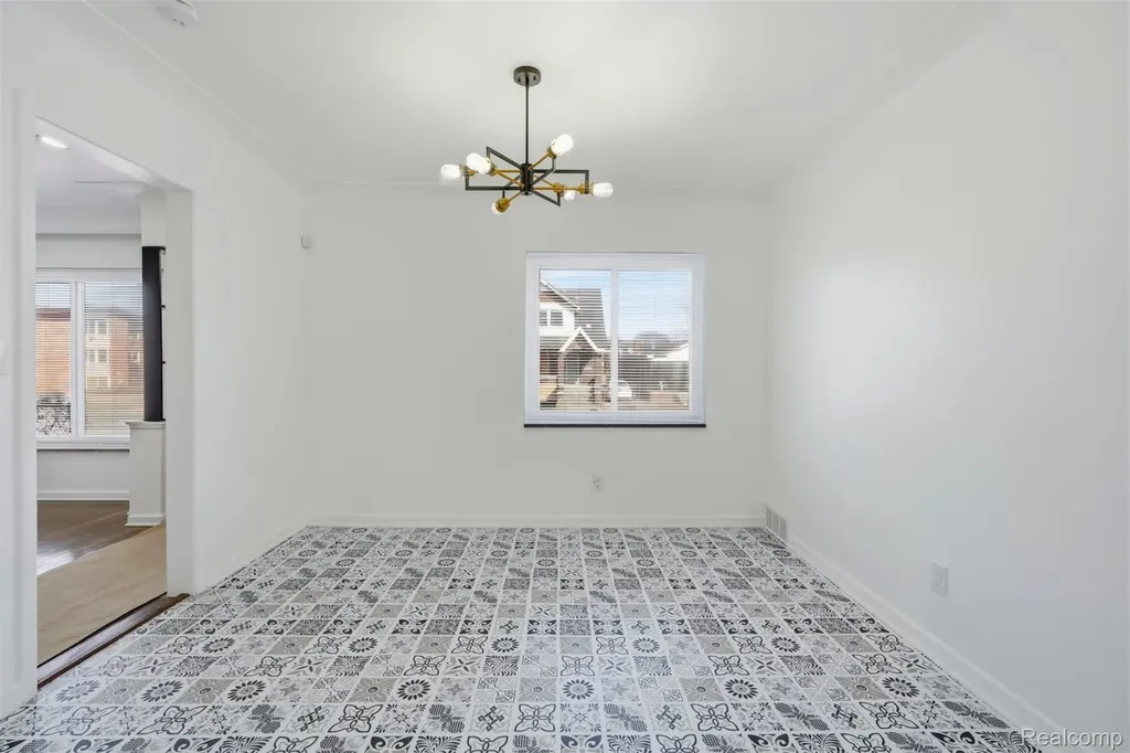 5063 Chalmers Street Detroit City MI 48213